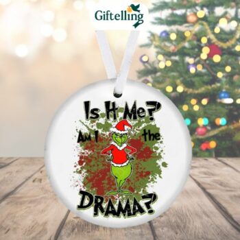 A design that speaks louder than tinsel
